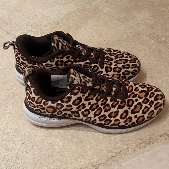 APL Athletic Propulsion Labs IconicLeopard Print Calf Hair Sneakers 6.5 - Picture 2 of 7